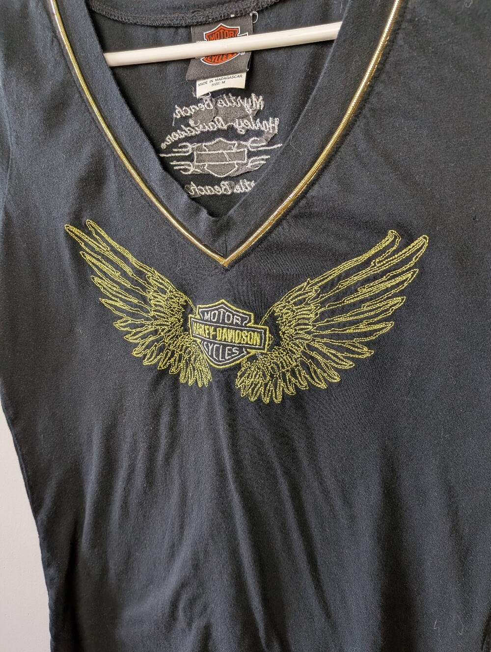 Harley-Davidson Black V-Neck Tee with Gold Wing Graphic - Picture 2 of 9